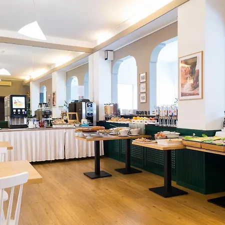 Pacific Hotell 3*